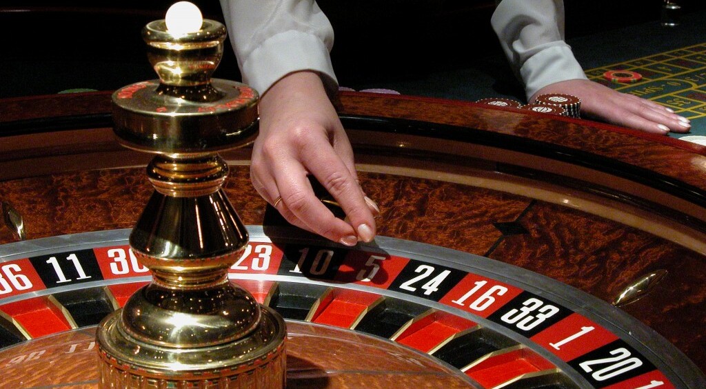 How to bet at roulette